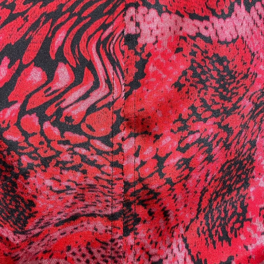 Tie-front printed stretch-silk satin midi skirt from Ganni - Picture 11 of 12
